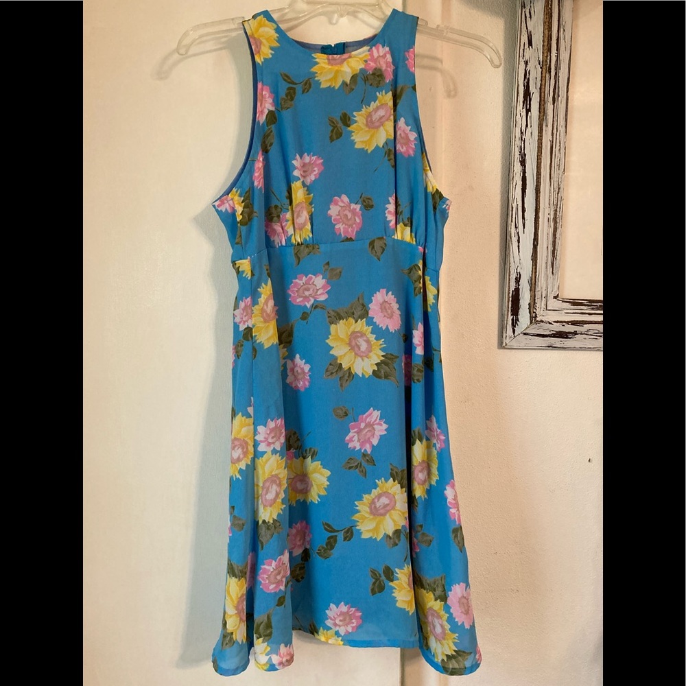 LA BELLE Fashion Inc Floral Sleeveless Dress Sz 5